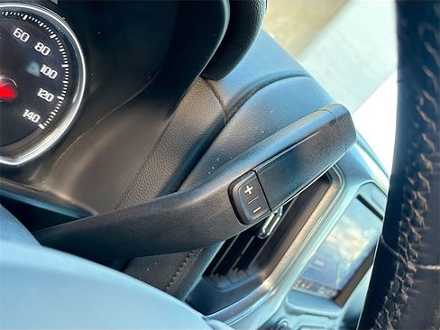 Used 2022 Chevrolet Silverado 2500 LTZ w/ LTZ Premium Package image 17