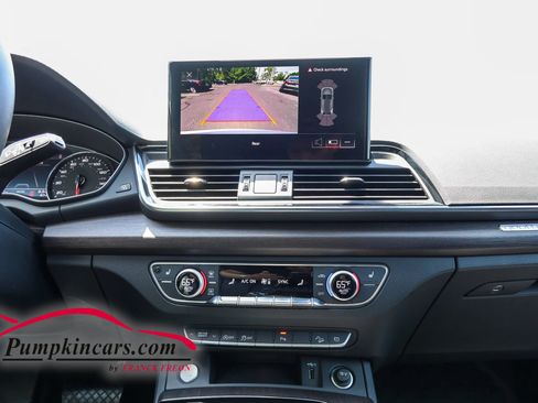 Used 2023 Audi Q5 2.0T Premium w/ Convenience Package AWD/4WD image 38