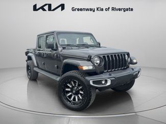 Used 2022 Jeep Gladiator Sport AWD/4WD video 1