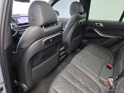 Used 2024 BMW X5 sDrive40i w/ M Sport Package RWD image 15