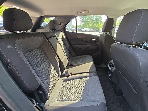 Used 2022 Chevrolet Equinox LT FWD image 18