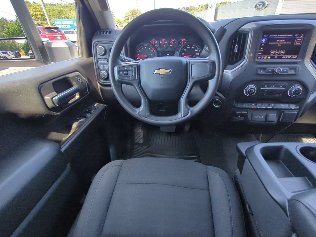 Used 2025 Chevrolet Silverado 2500 Custom w/ Custom Value Package AWD/4WD image 19