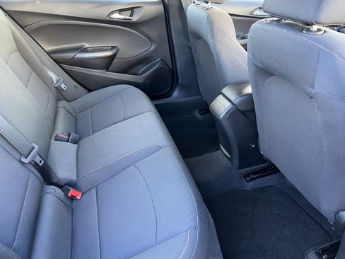 Used 2018 Chevrolet Cruze LS FWD image 19