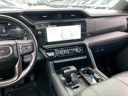 Used 2023 GMC Sierra 1500 AT4 w/ AT4 Premium Package image 17