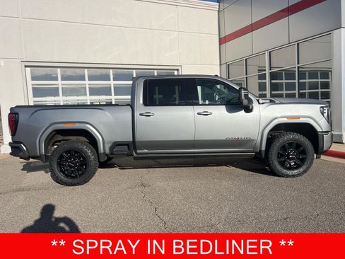 Used 2024 GMC Sierra 2500 AT4 w/ AT4 Premium Plus Package image 8
