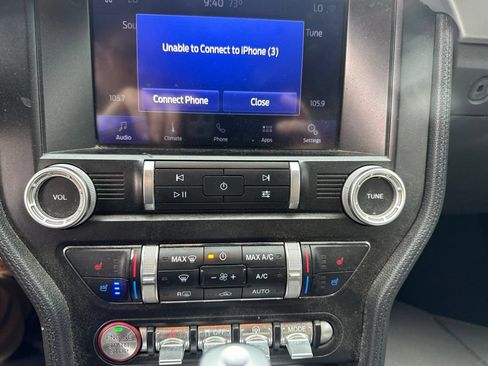Used 2020 Ford Mustang Premium RWD image 9