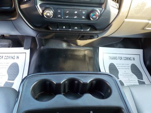Used 2018 Chevrolet Silverado 2500 W/T w/ WT Convenience Package RWD image 21