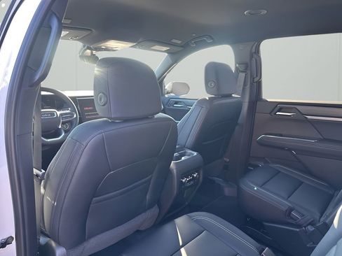 New 2026 GMC Acadia Elevation w/ Black Edition image 15