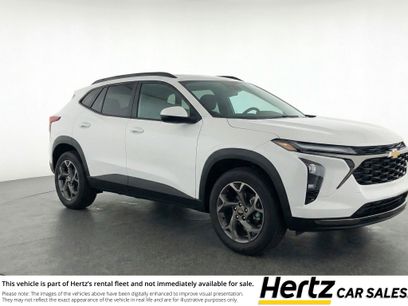 Used 2025 Chevrolet Trax LT