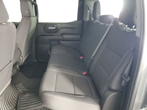 Used 2025 Chevrolet Silverado 1500 Custom image 14