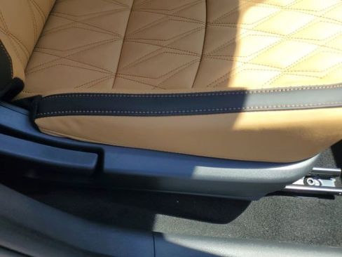 New 2025 Nissan Sentra SV w/ SV Premium Package image 29