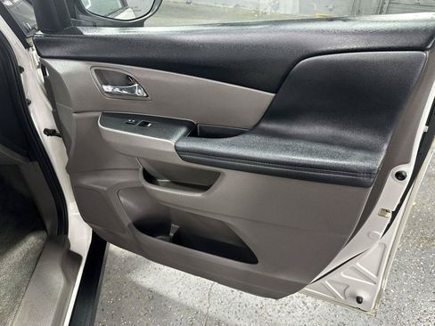 Used 2015 Honda Odyssey EX-L image 37