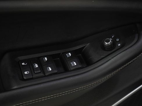 Used 2023 Jeep Grand Cherokee 4WD 4xe image 22