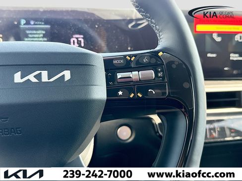 New 2026 Kia Sorento LX image 36