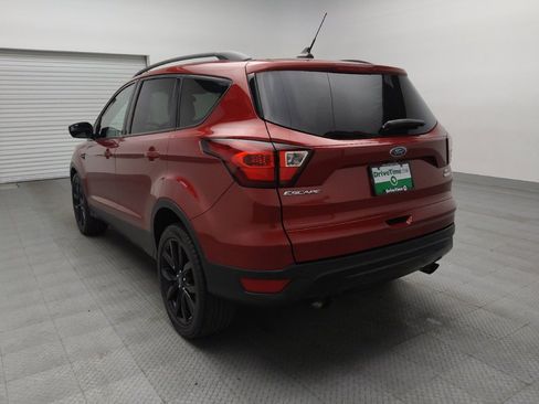 Used 2019 Ford Escape SE image 5