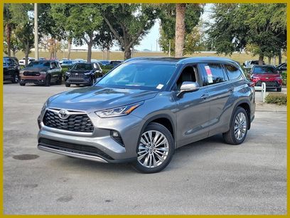 New 2026 Toyota Highlander Platinum