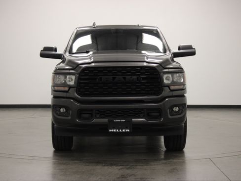 Used 2022 RAM 3500 Big Horn w/ Level C Equiment Group AWD/4WD image 3