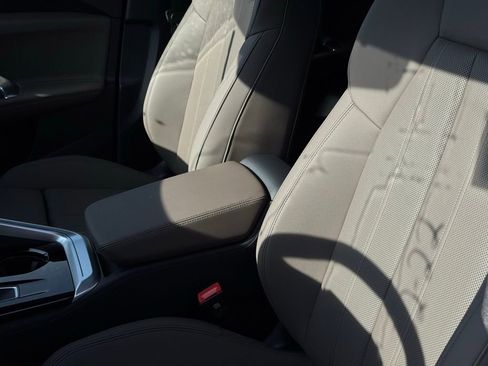 New 2025 Audi Q5 Premium Plus image 21