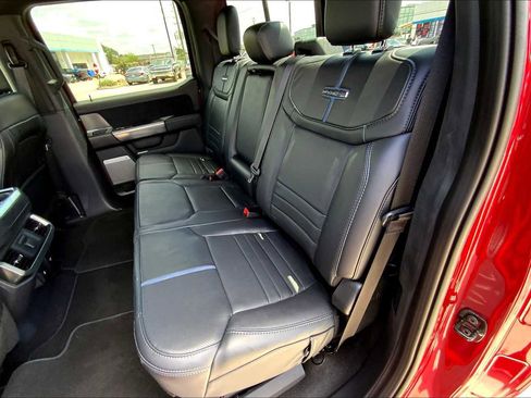 Used 2025 Ford F150 Platinum image 37