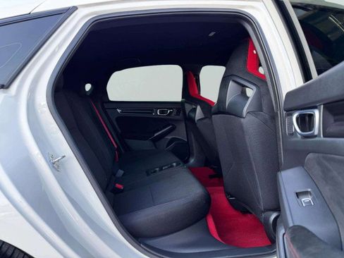 Used 2025 Honda Civic Type R image 42