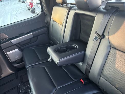 Used 2024 Ford F350 Lariat w/ Chrome Package image 48
