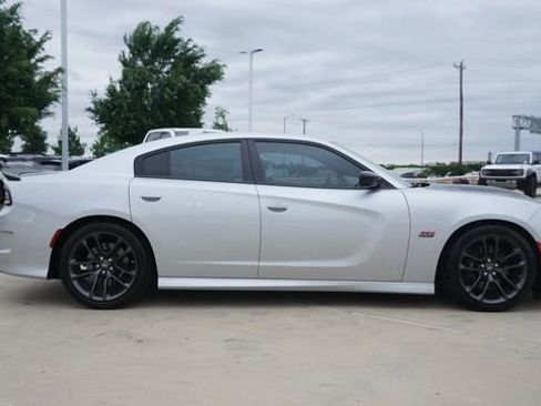Used 2023 Dodge Charger Scat Pack w/ Plus Group RWD image 10