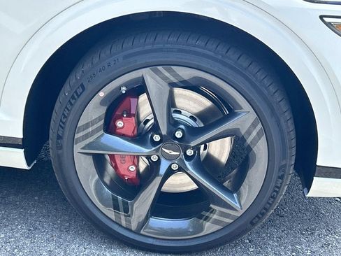 New 2027 Genesis GV70 3.5T Prestige AWD/4WD image 9