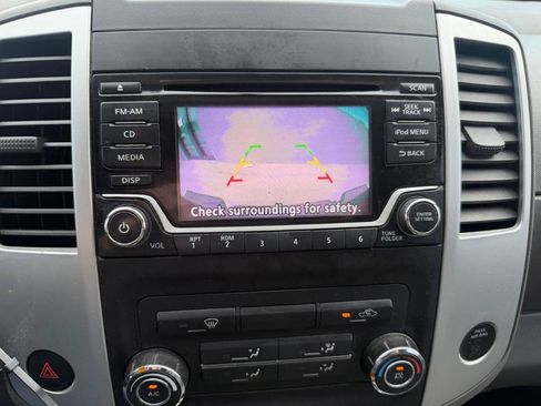Used 2018 Nissan Frontier S RWD image 17