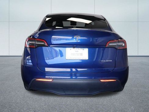 Used 2023 Tesla Model Y Long Range AWD/4WD image 4