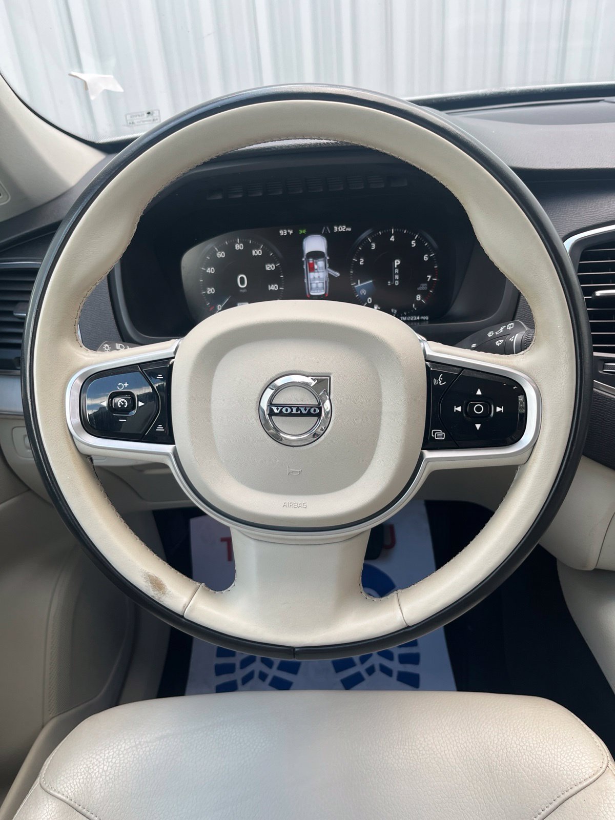 Used 2022 Volvo XC90 T5 Momentum AWD/4WD image 19