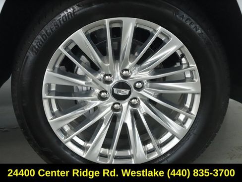 Used 2026 Cadillac Escalade Luxury w/ LPO, Floor Liner Package AWD/4WD image 10