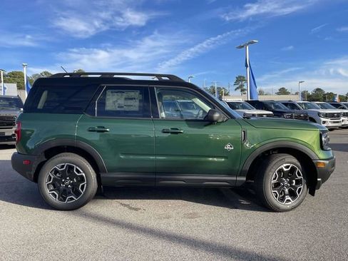 New 2025 Ford Bronco Sport Outer Banks w/ Outer Banks Tech Package+ image 2