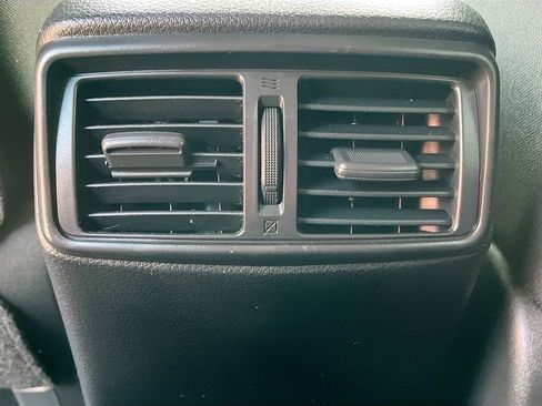 Used 2022 Nissan Rogue Sport S FWD image 23