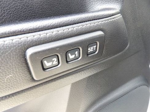 Used 2022 Toyota 4Runner Limited image 25