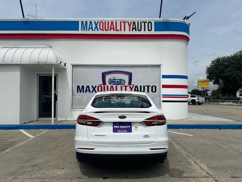 Used 2020 Ford Fusion SE w/ Equipment Group 151A FWD image 33