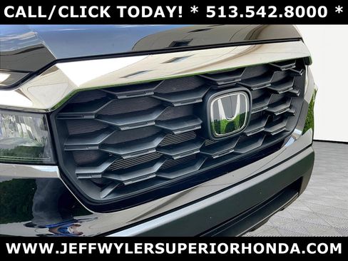 Used 2025 Honda Passport EX-L image 31