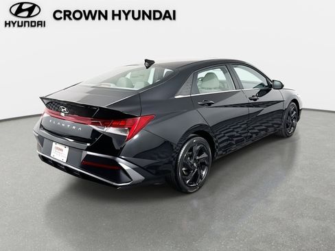 New 2026 Hyundai Elantra SEL Sport Premium w/ Cargo Package image 5
