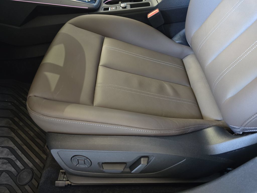 Used 2026 Audi A3 2.0T Premium Plus AWD/4WD image 30