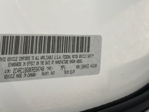 Used 2023 Chrysler Pacifica Touring-L FWD image 33