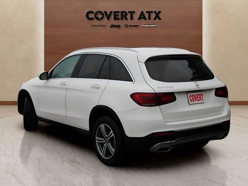 Used 2022 Mercedes-Benz GLC 300 image 3