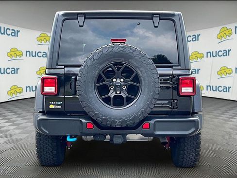 Used 2024 Jeep Wrangler Unlimited AWD/4WD image 5