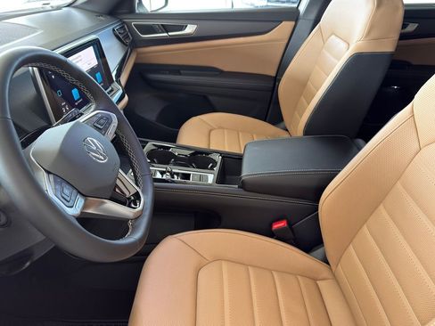 New 2026 Volkswagen Atlas Cross Sport SEL image 11