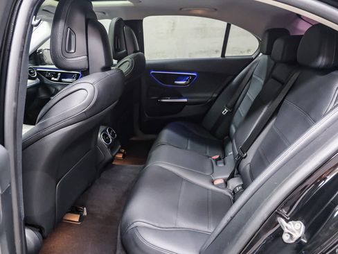 Used 2022 Mercedes-Benz C 300 Sedan image 23