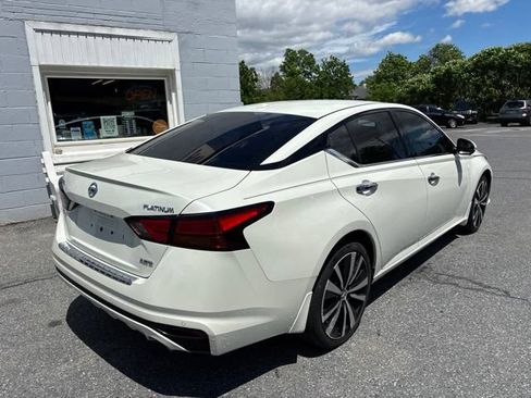 Used 2019 Nissan Altima 2.5 Platinum AWD/4WD image 6