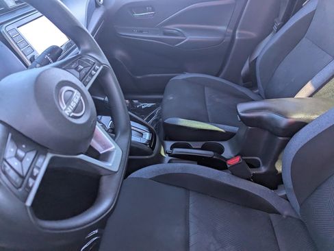 Certified 2023 Nissan Versa SV w/ Trunk Package image 17