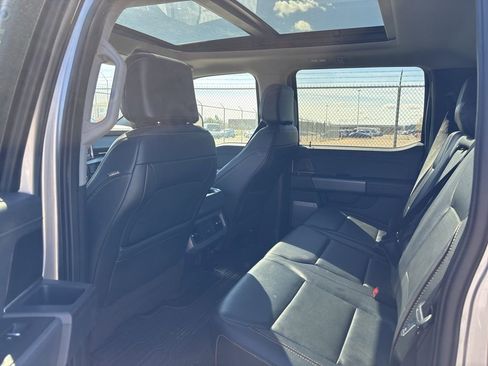 Used 2023 Ford F250 Lariat image 8
