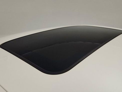 Used 2012 Toyota Avalon Limited FWD image 10