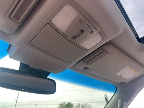 Used 2017 Nissan Armada Platinum AWD/4WD image 43