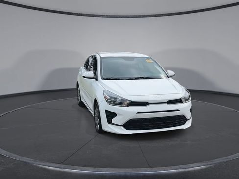 Used 2023 Kia Rio LX FWD image 3