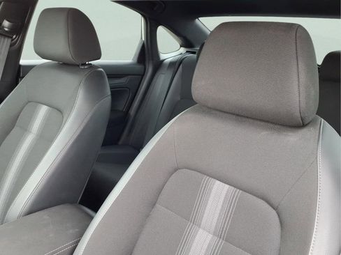 Used 2023 Honda Civic Sport image 12